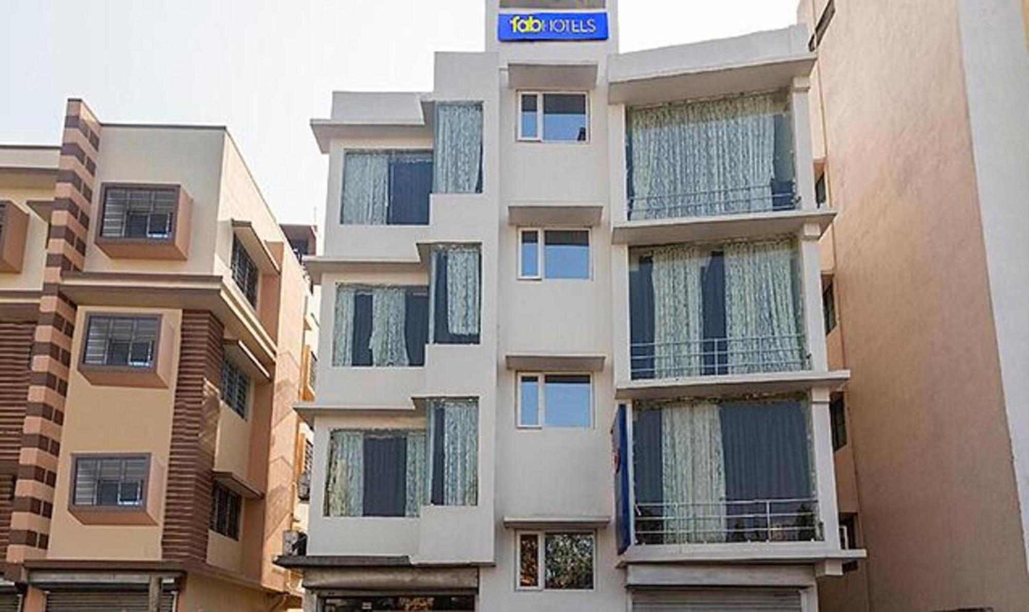 Fabhotel Aspiring Inn Jādabpur Zewnętrze zdjęcie